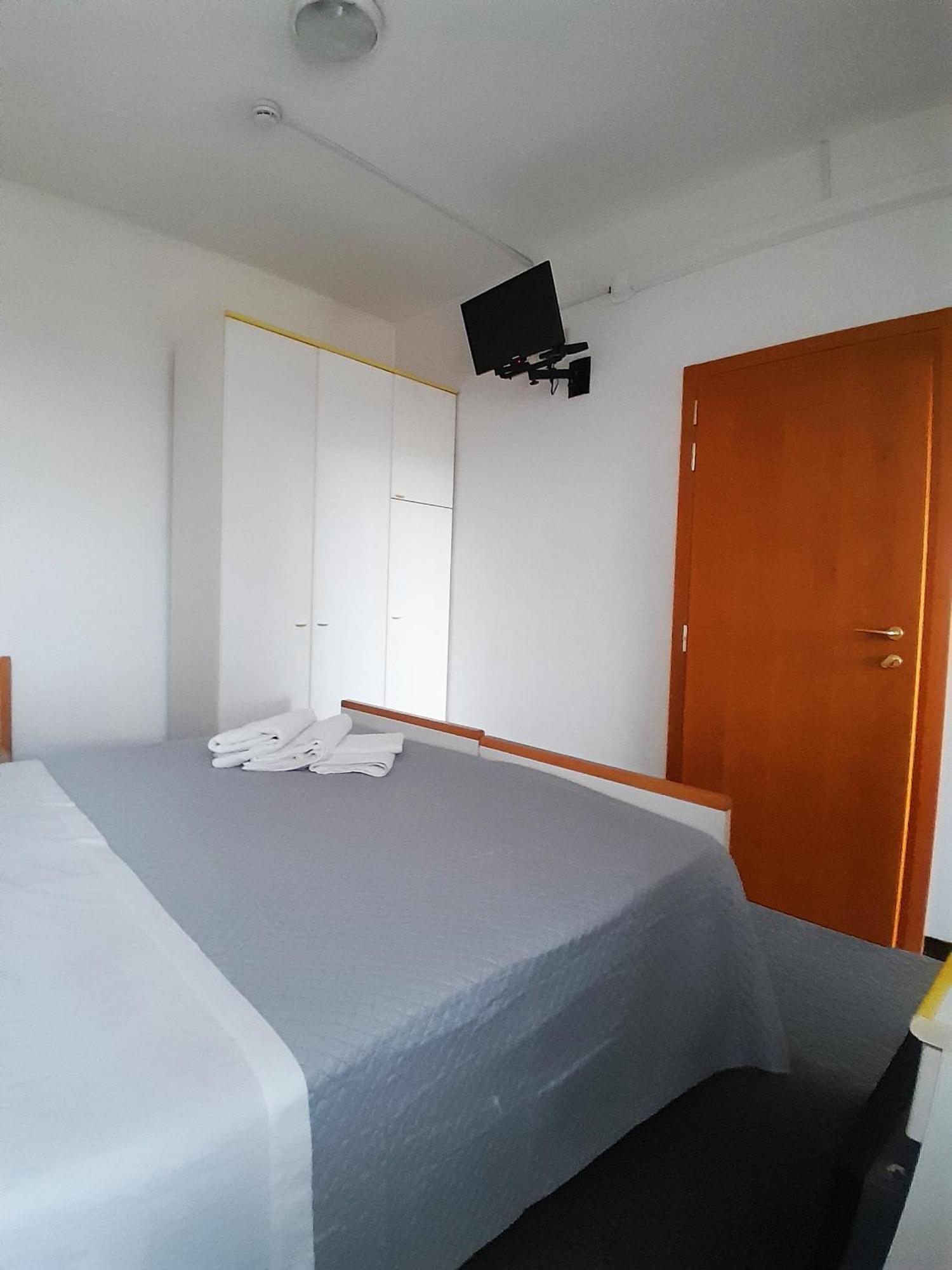 Hotel Berlino كاتوليكا المظهر الخارجي الصورة