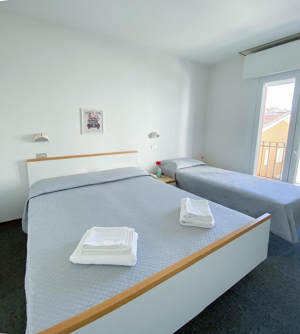 Hotel Berlino كاتوليكا الغرفة الصورة